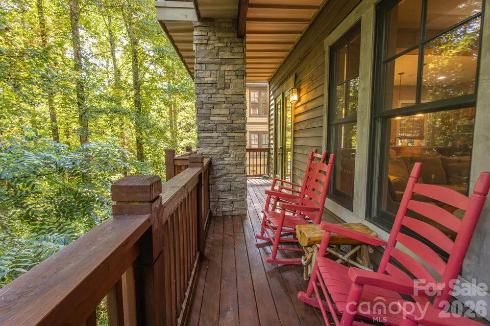 150-2 Saddle Notch Lane Tuckasegee, NC 28783