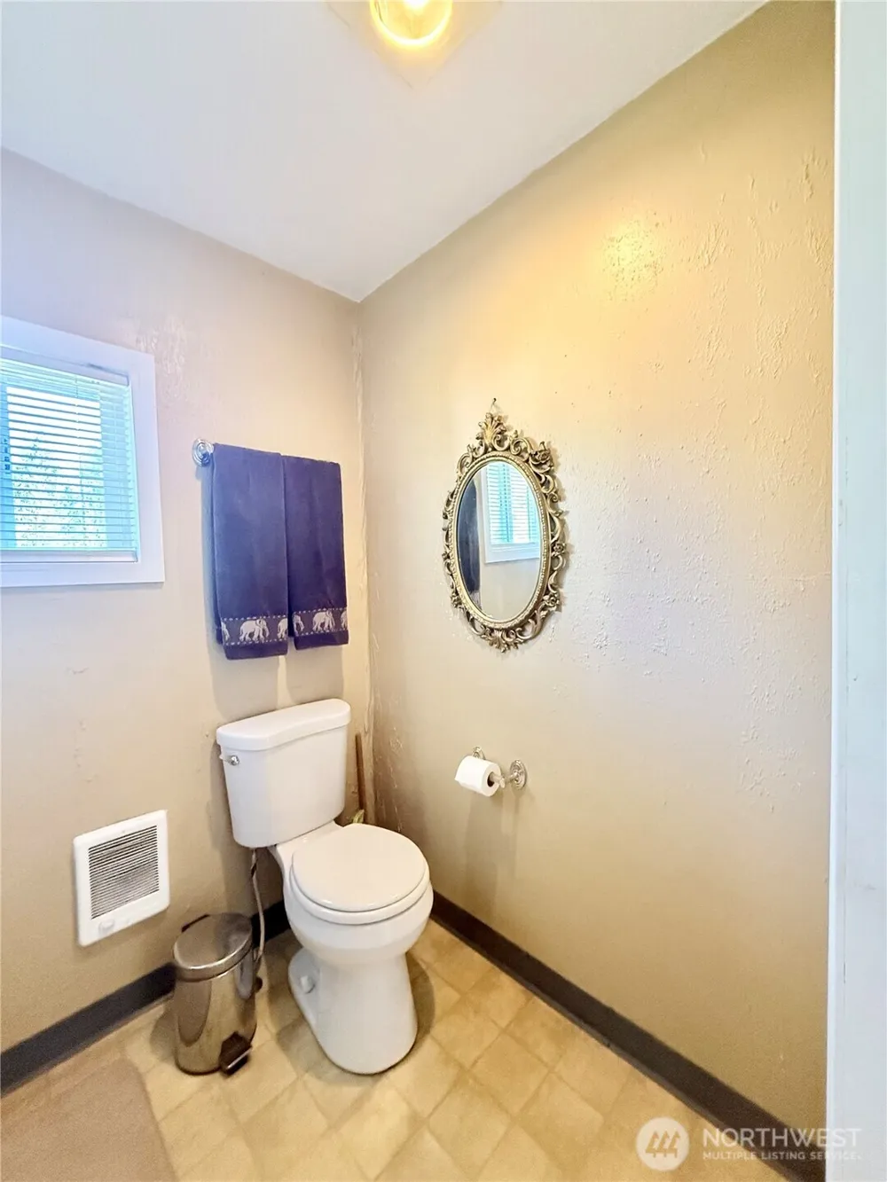 1092 Aeneas Valley Road Tonasket, WA 98855