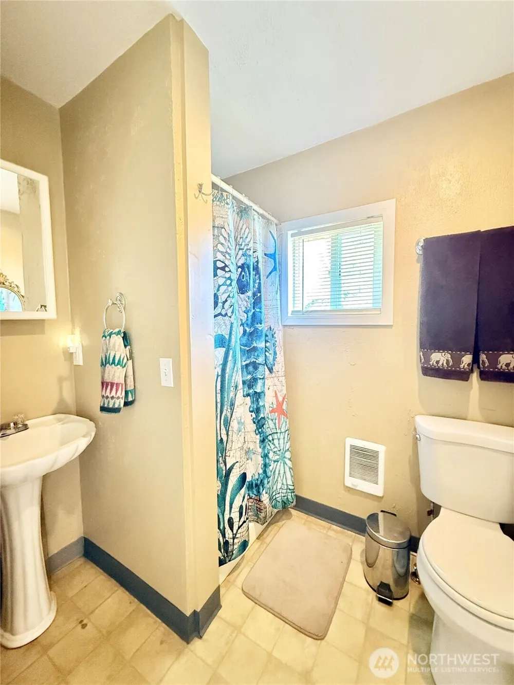 1092 Aeneas Valley Road Tonasket, WA 98855