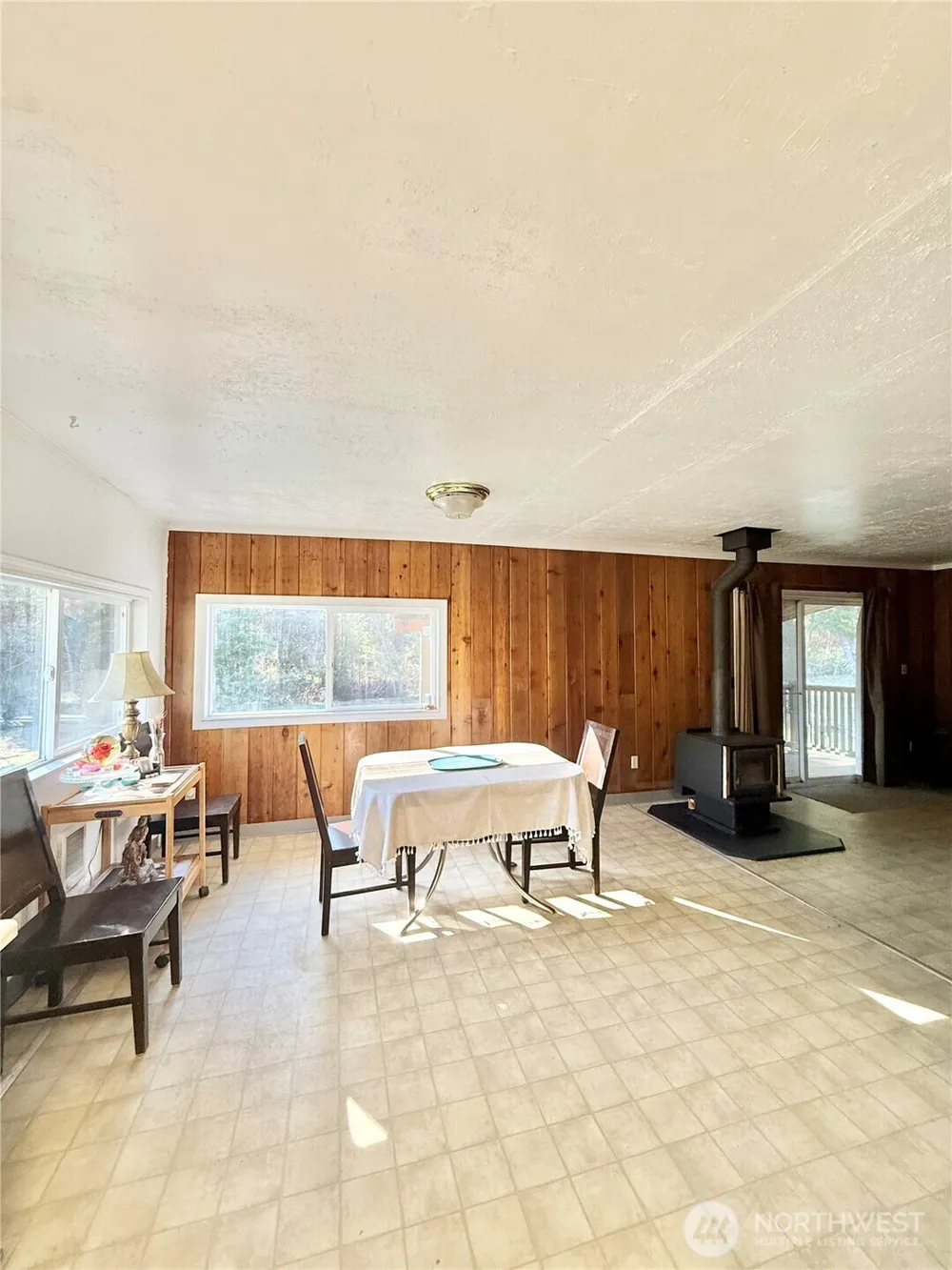 1092 Aeneas Valley Road Tonasket, WA 98855