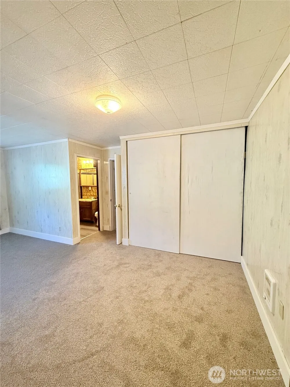 1092 Aeneas Valley Road Tonasket, WA 98855