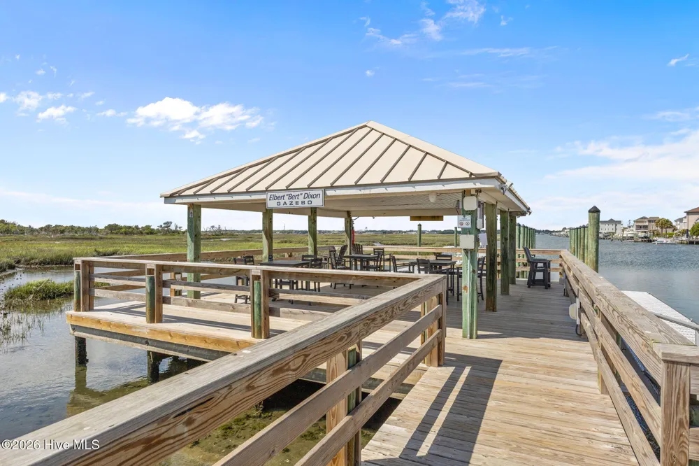 602 W Fort Macon Road #114 Atlantic Beach, NC 28512