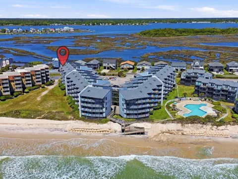 1896 New River Inlet Road #1101