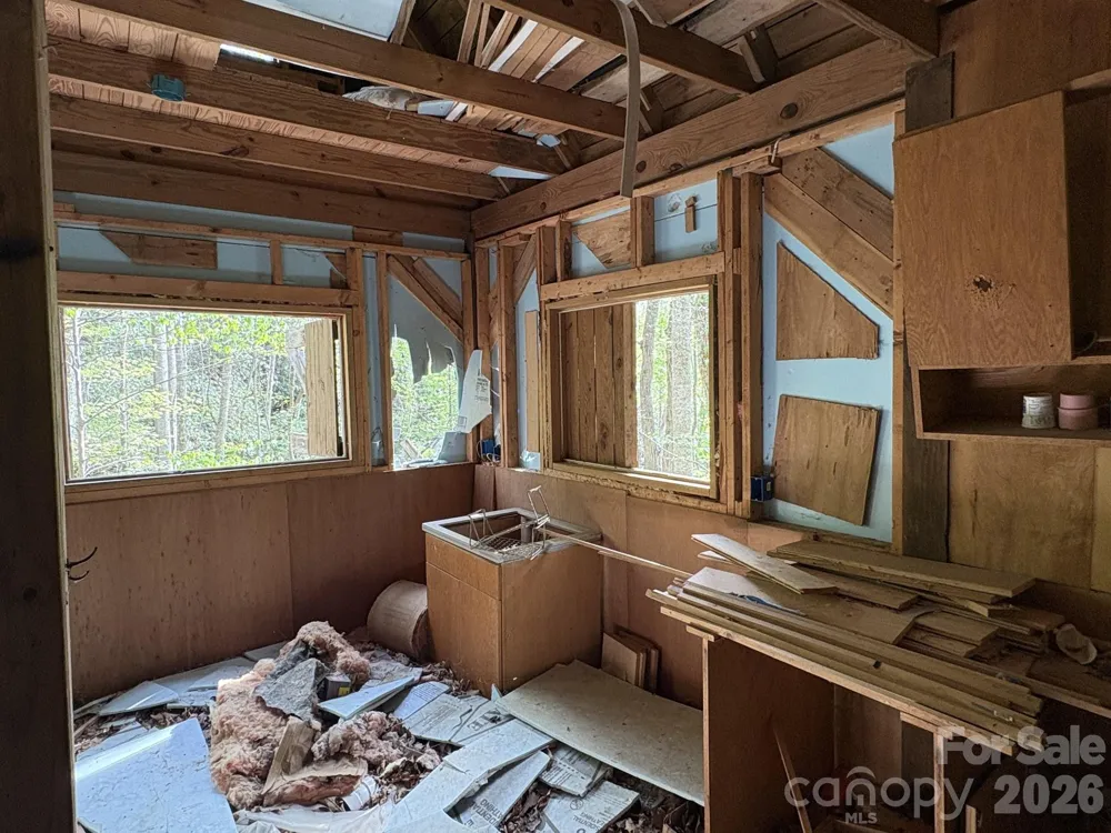 999999 Harwood Road Barnardsville, NC 28709