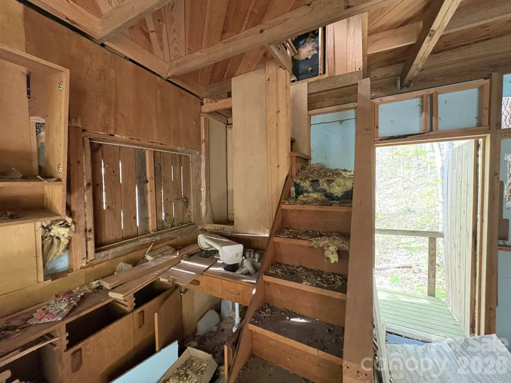 999999 Harwood Road Barnardsville, NC 28709
