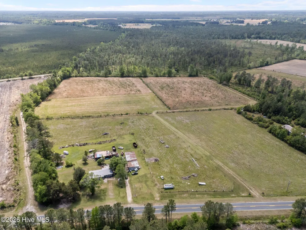 7529 Sidney-Cherry Grove Road Tabor City, NC 28463