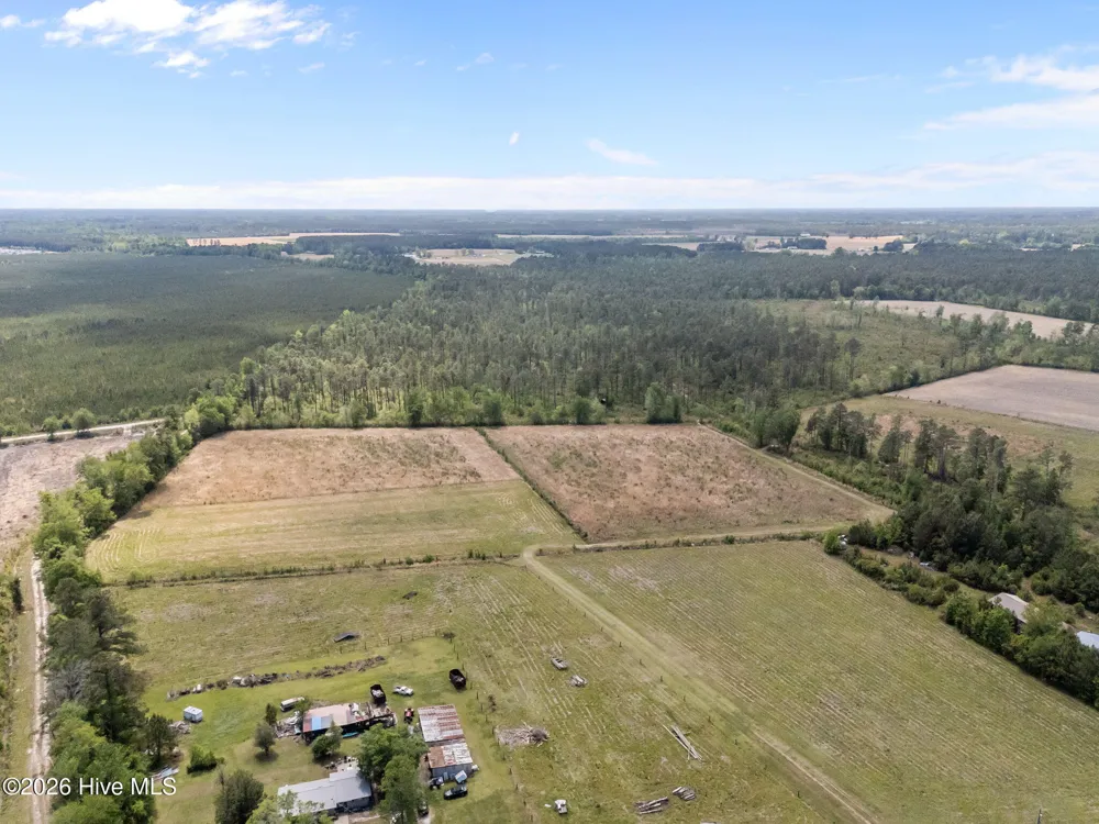 7529 Sidney-Cherry Grove Road Tabor City, NC 28463