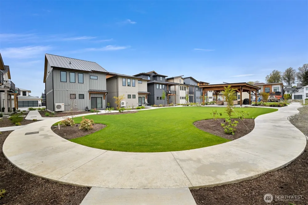 222 Skipping Stone Loop Lynden, WA 98264