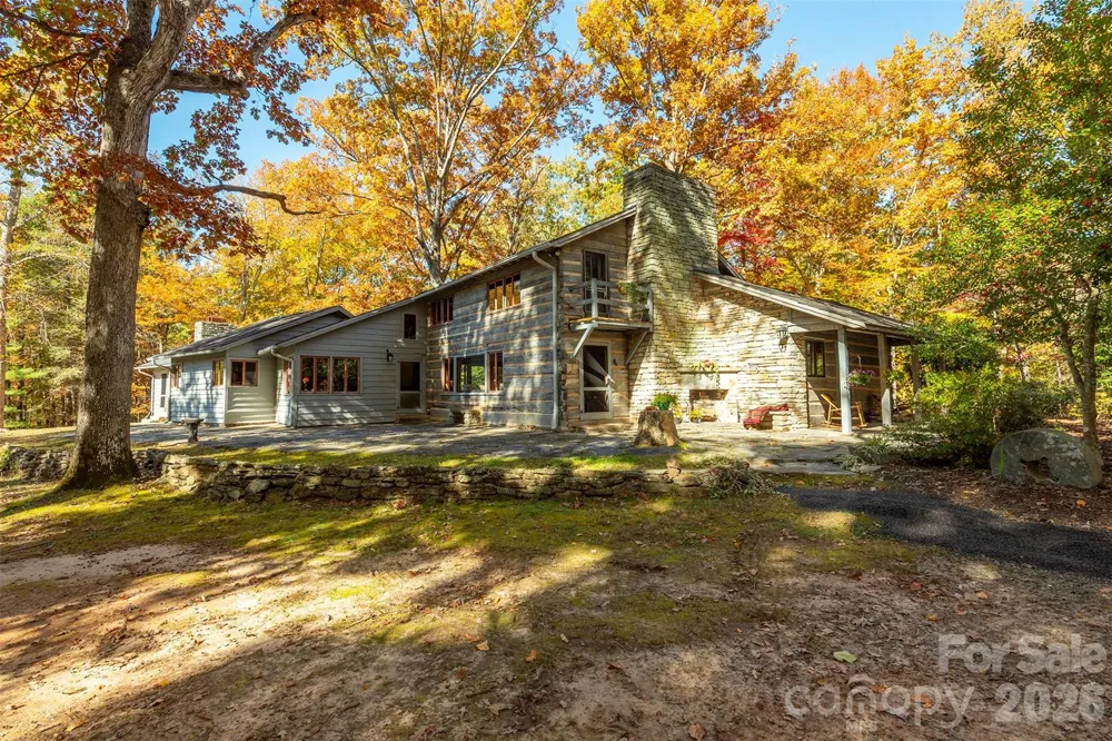 102 Weaver Mill Road Columbus, NC 28722