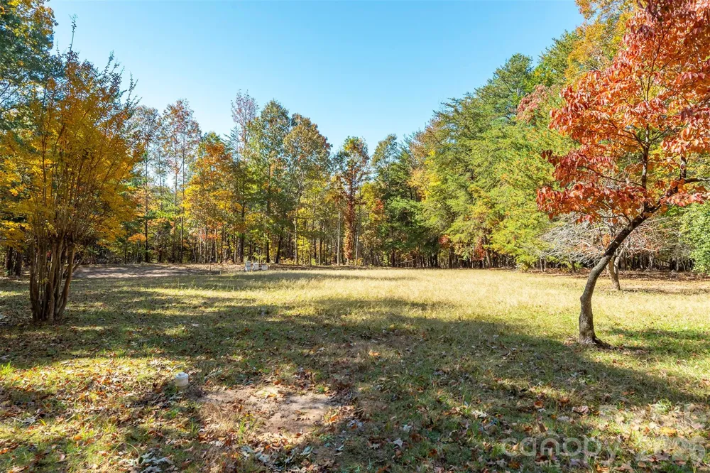 102 Weaver Mill Road Columbus, NC 28722