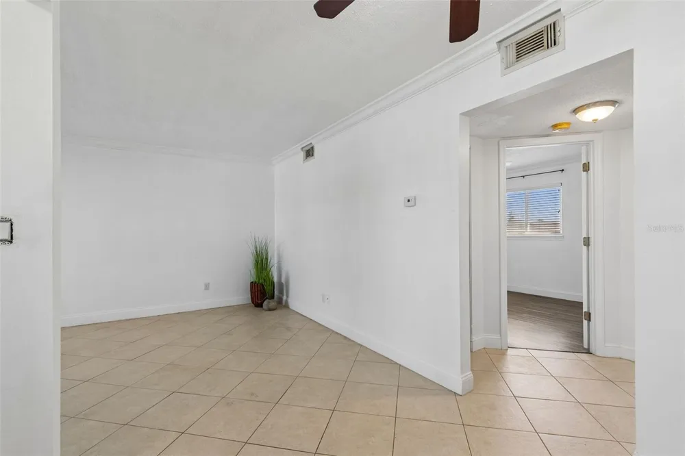 525 73RD AVE #5 St Pete Beach, FL 33706