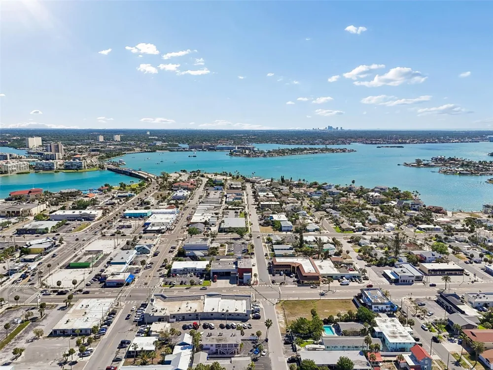 525 73RD AVE #5 St Pete Beach, FL 33706