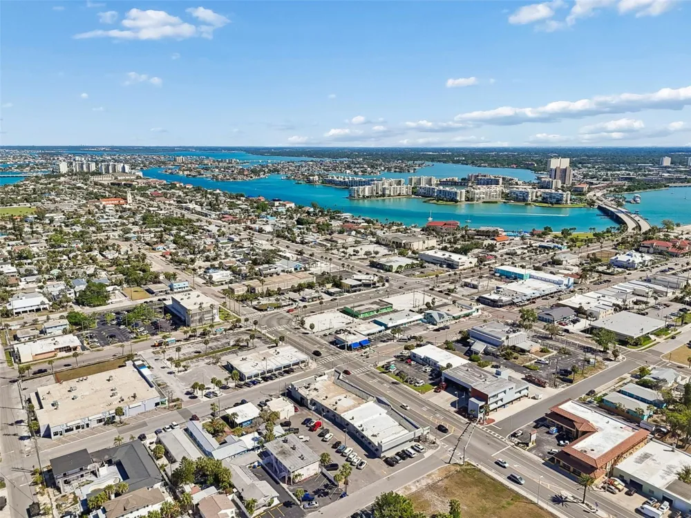 525 73RD AVE #5 St Pete Beach, FL 33706