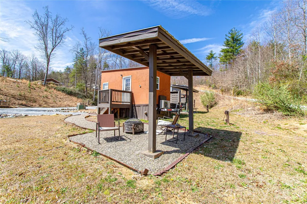 20, 30, 40, 50 Stardust Way Brevard, NC 28712