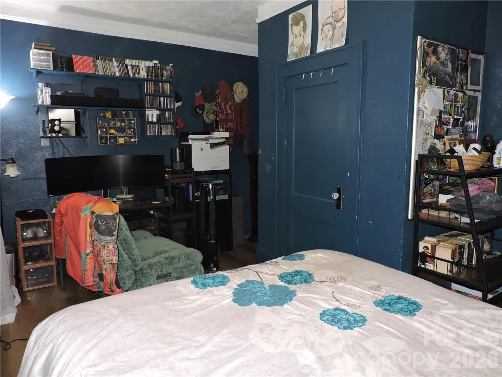 4 Carter Road Weaverville, NC 28787