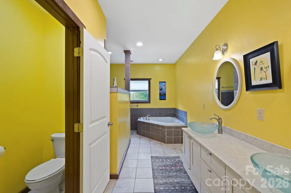 442 Blantyre Church Road Horse Shoe, NC 28742