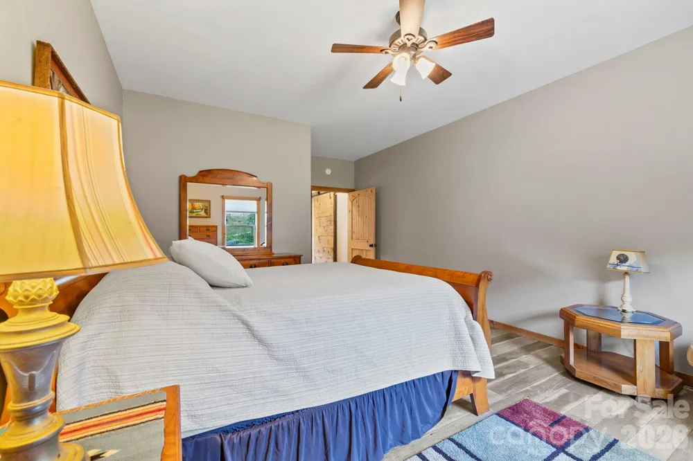 442 Blantyre Church Road Horse Shoe, NC 28742