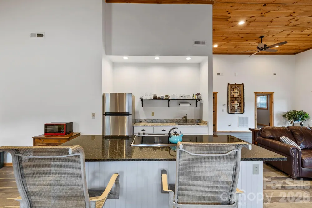 442 Blantyre Church Road Horse Shoe, NC 28742