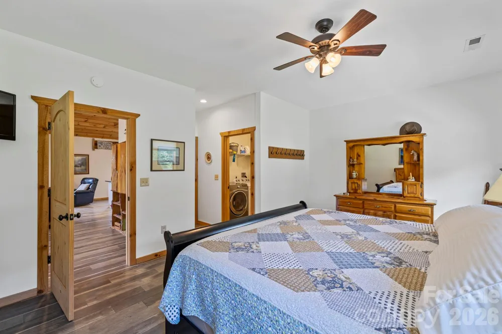 442 Blantyre Church Road Horse Shoe, NC 28742