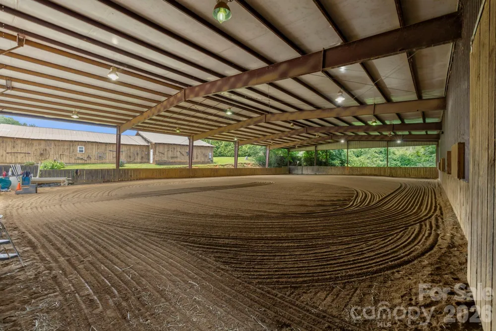 442 Blantyre Church Road Horse Shoe, NC 28742