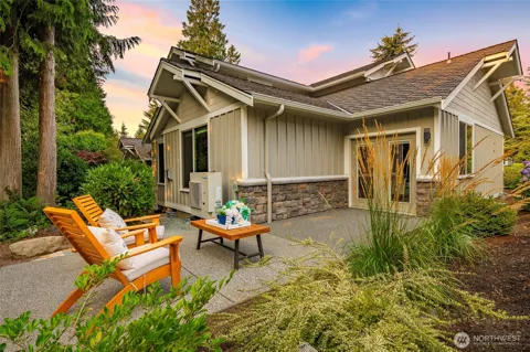 9021 Gleneagle Drive #17