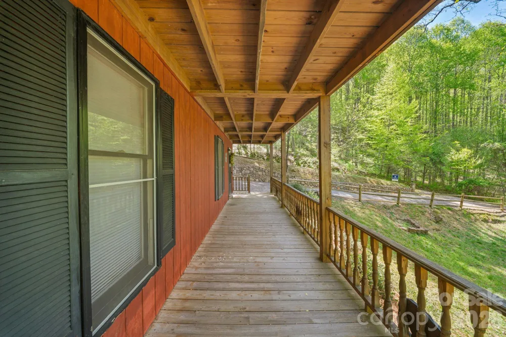149 Greentree Lane Canton, NC 28716