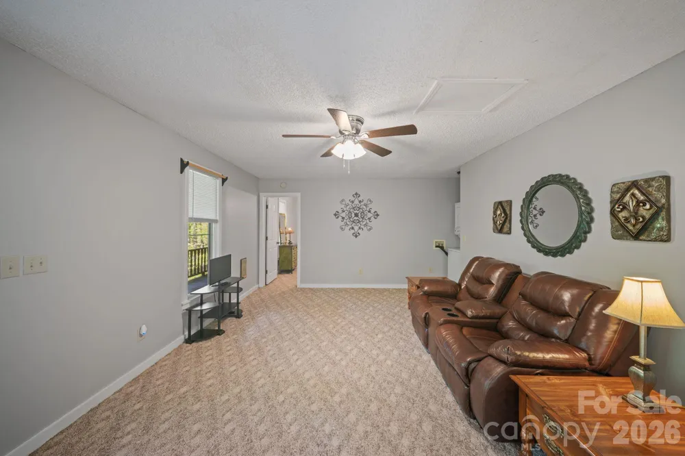 149 Greentree Lane Canton, NC 28716