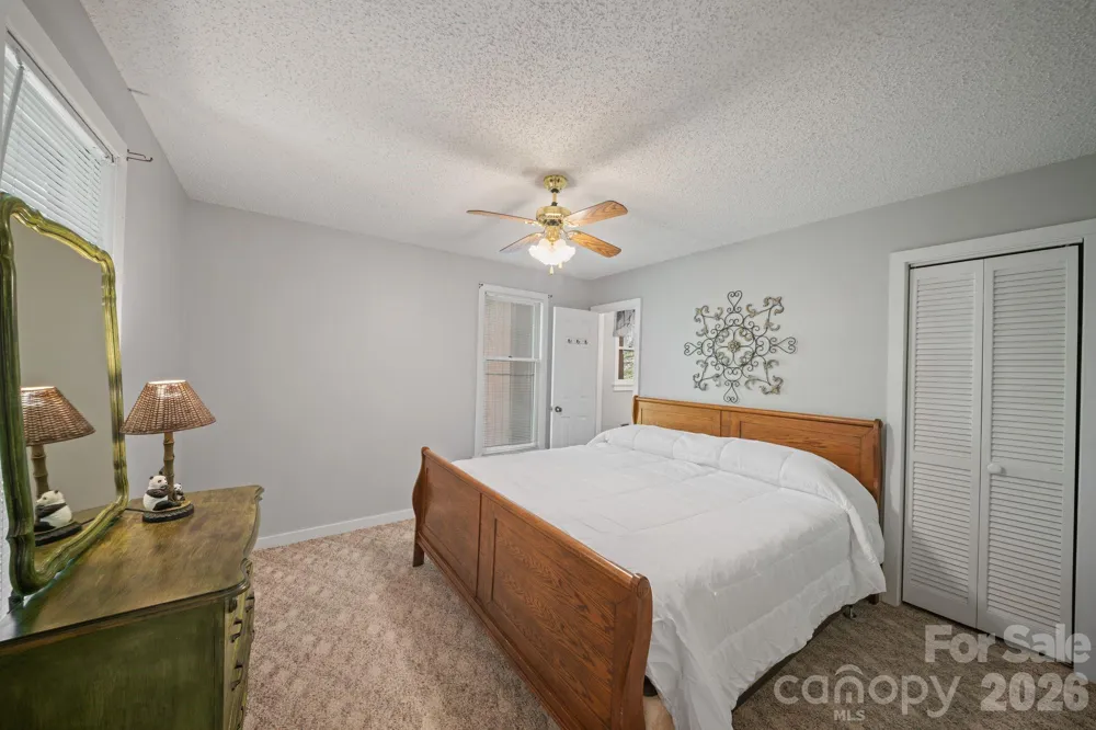 149 Greentree Lane Canton, NC 28716
