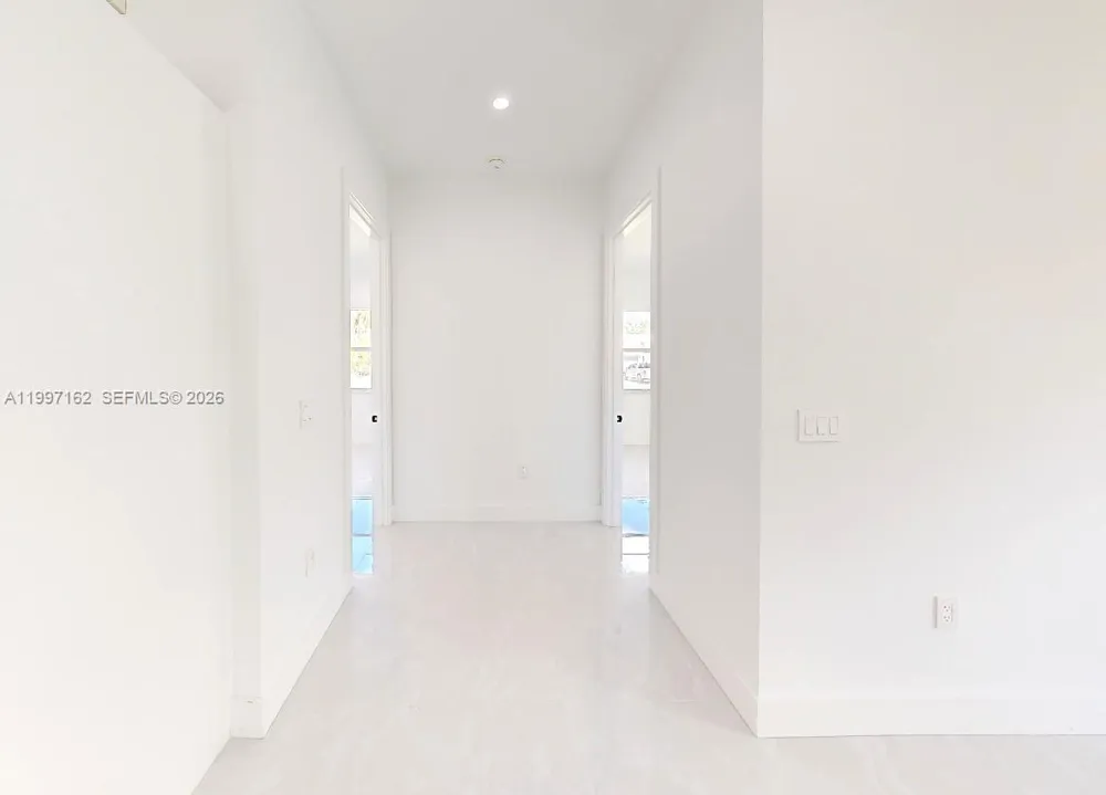 3762 32nd AVE SE Naples, FL 34117