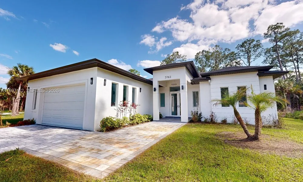 3762 32nd AVE SE Naples, FL 34117