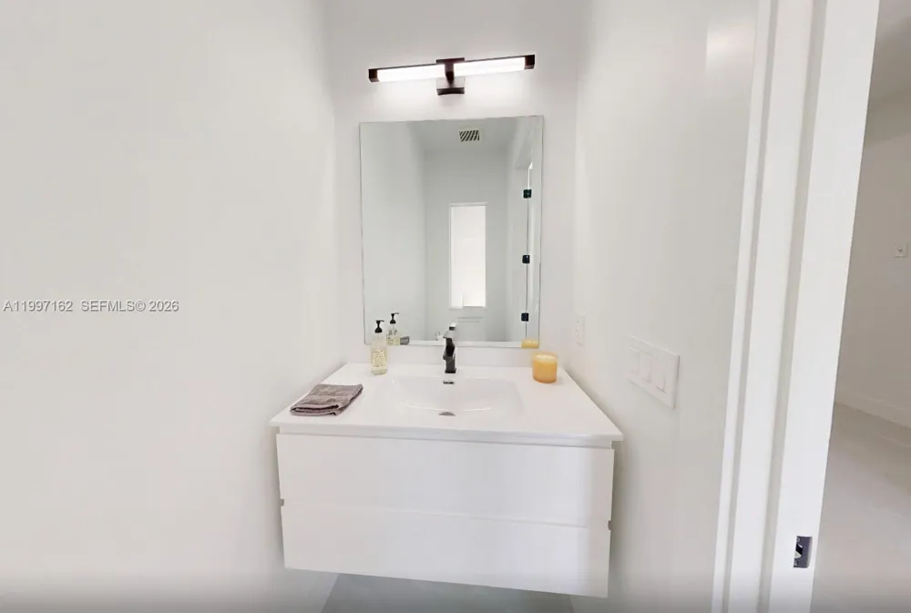 3762 32nd AVE SE Naples, FL 34117