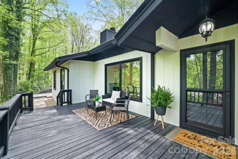 1 Virginia Lane