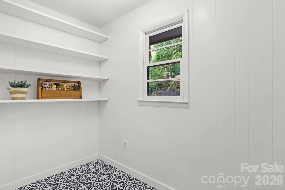 1 Virginia Lane Cullowhee, NC 28734