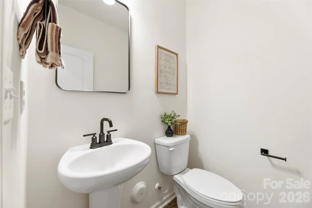 3152 Pinehills Way Mount Holly, NC 28120