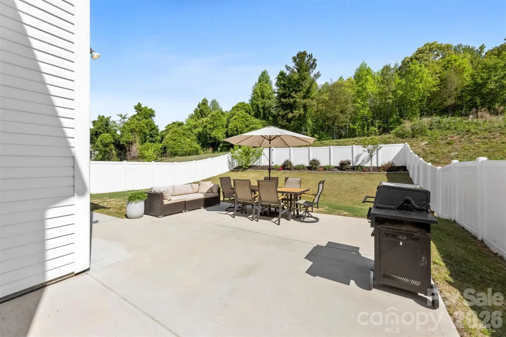 3152 Pinehills Way Mount Holly, NC 28120