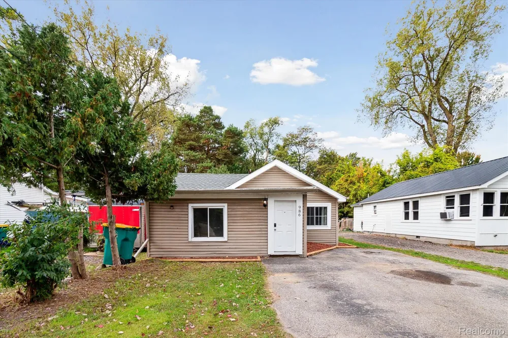 986 Pine Road Bangor Charter Township, MI 48706