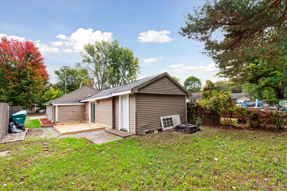 986 Pine Road Bangor Charter Township, MI 48706
