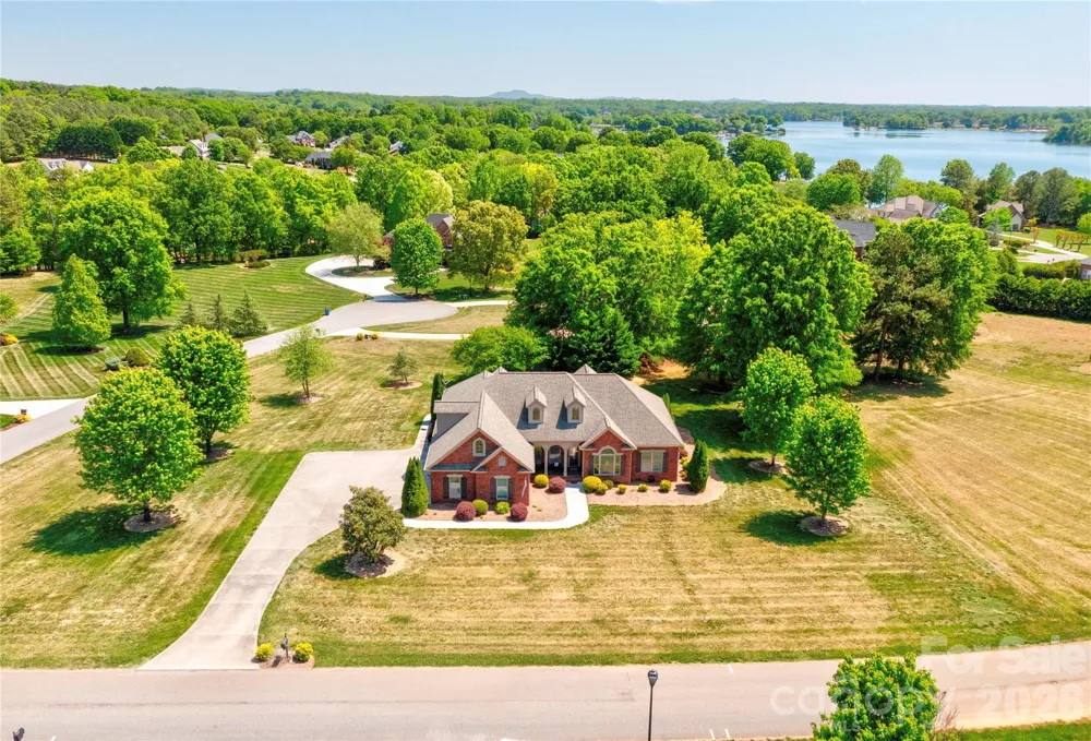207 Cross Creek Drive Cherryville, NC 28021