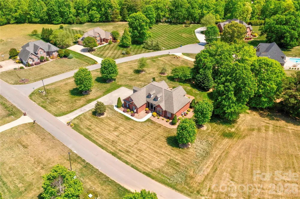 207 Cross Creek Drive Cherryville, NC 28021