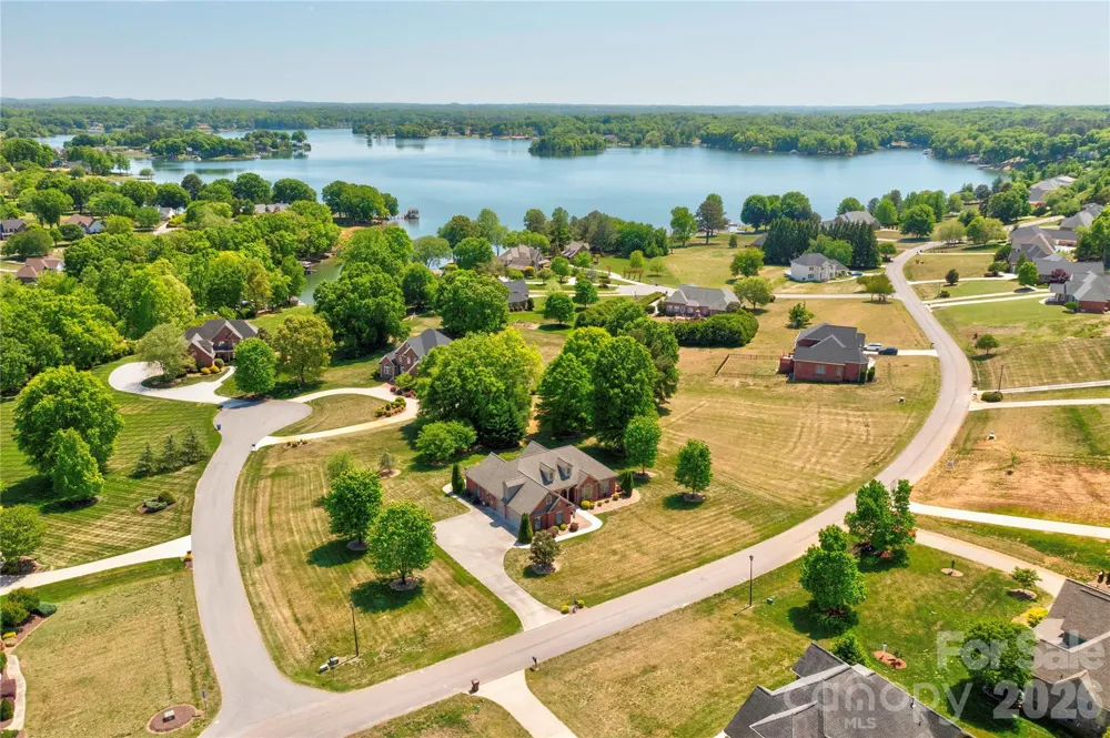207 Cross Creek Drive Cherryville, NC 28021