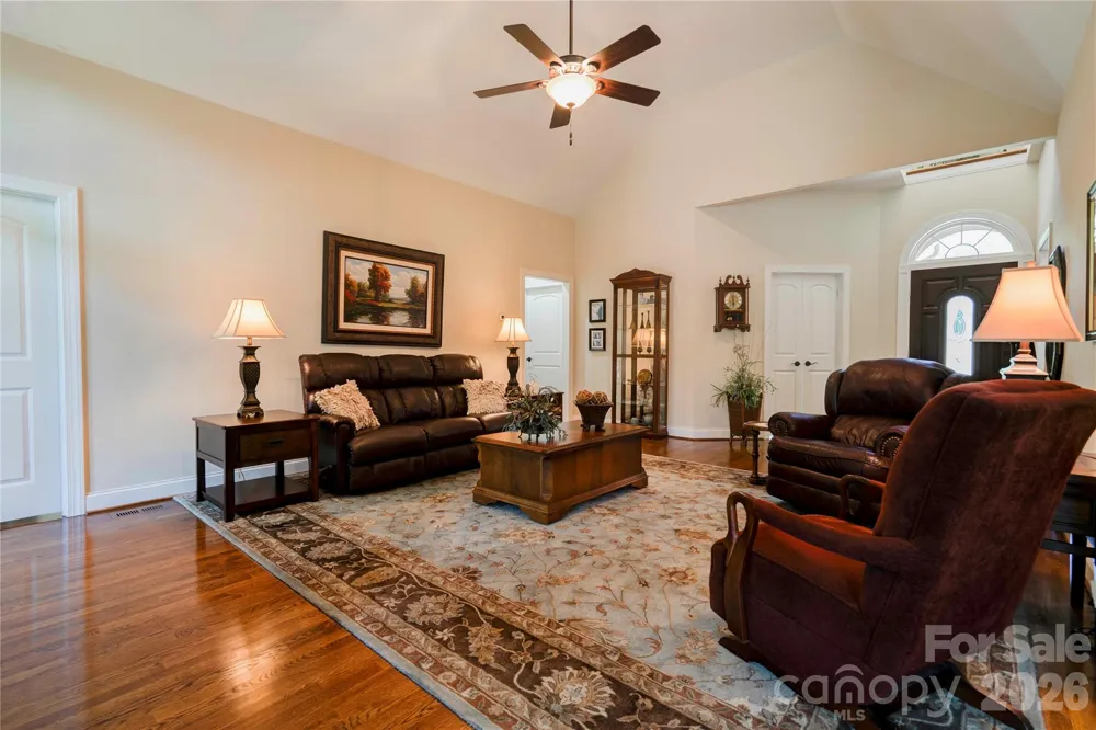 207 Cross Creek Drive Cherryville, NC 28021