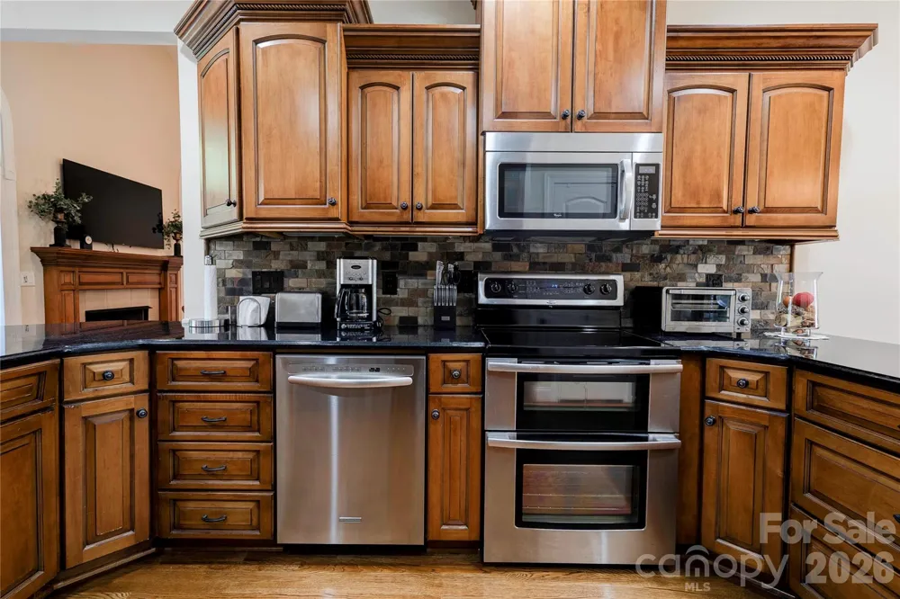 207 Cross Creek Drive Cherryville, NC 28021