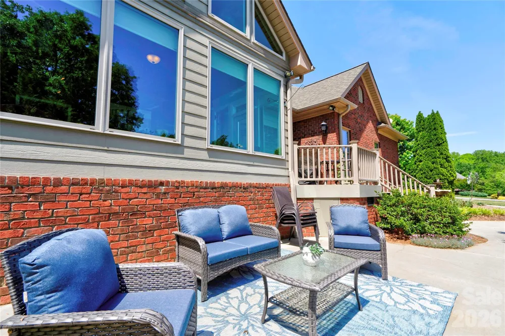 207 Cross Creek Drive Cherryville, NC 28021