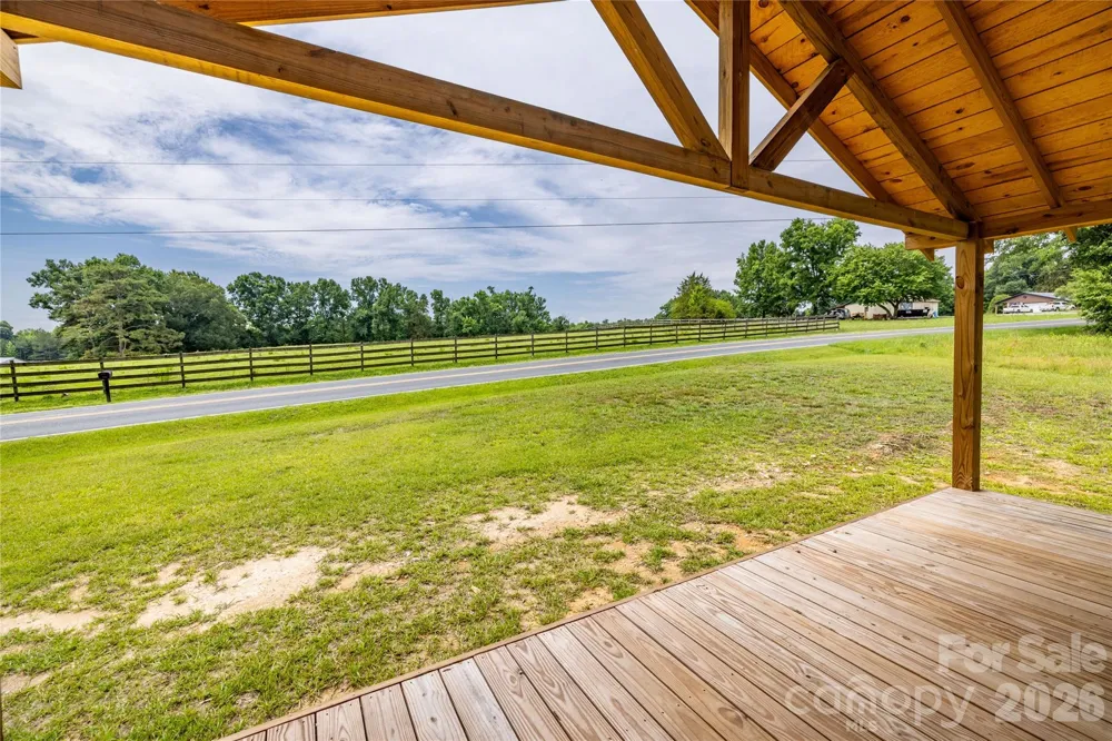 603 Hogan Farm Road Seagrove, NC 27341