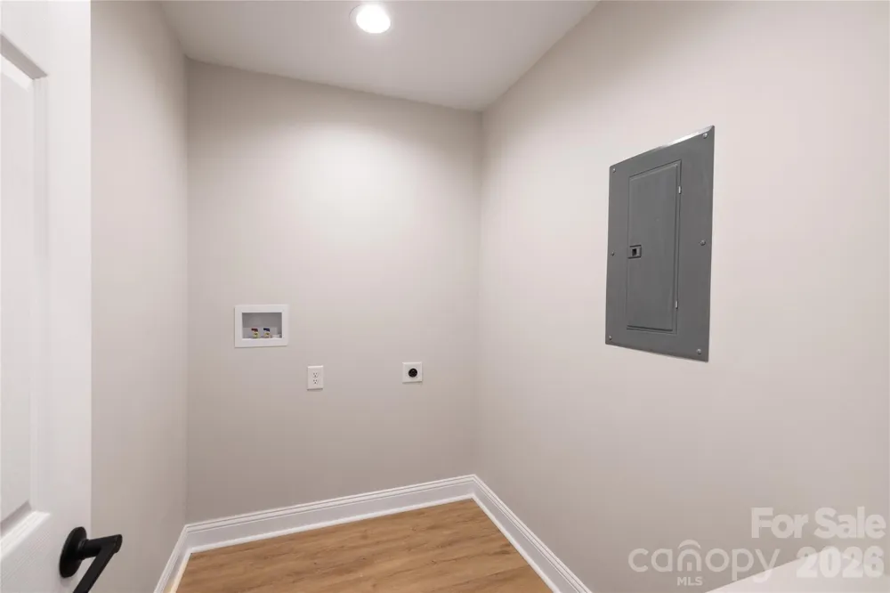 603 Hogan Farm Road Seagrove, NC 27341
