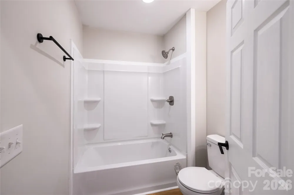 603 Hogan Farm Road Seagrove, NC 27341