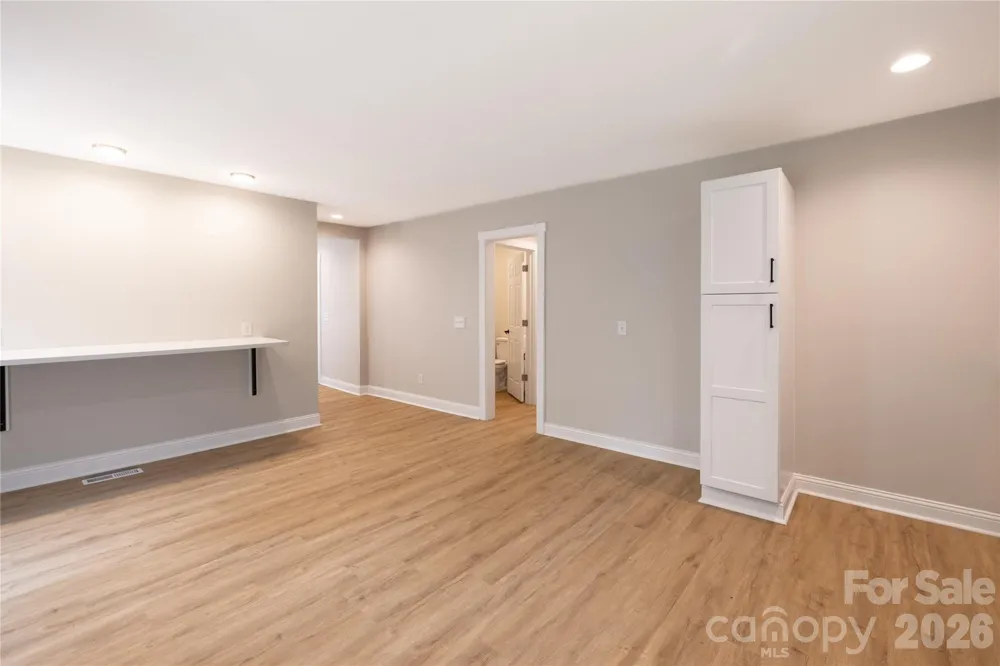 603 Hogan Farm Road Seagrove, NC 27341