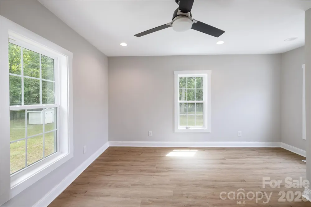 603 Hogan Farm Road Seagrove, NC 27341
