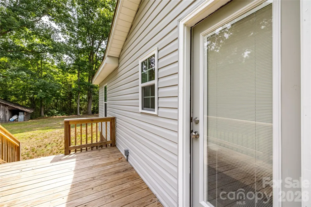 603 Hogan Farm Road Seagrove, NC 27341