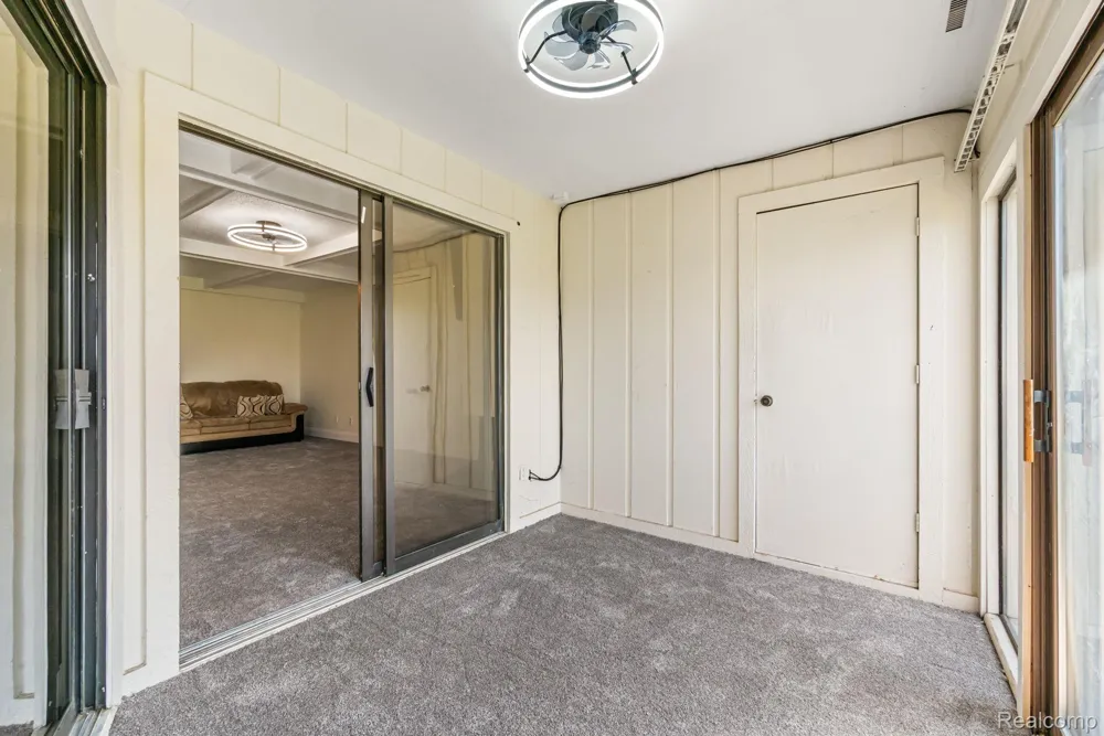 1680 Cliffs Landing #302E Ypsilanti Charter Township, MI 48198